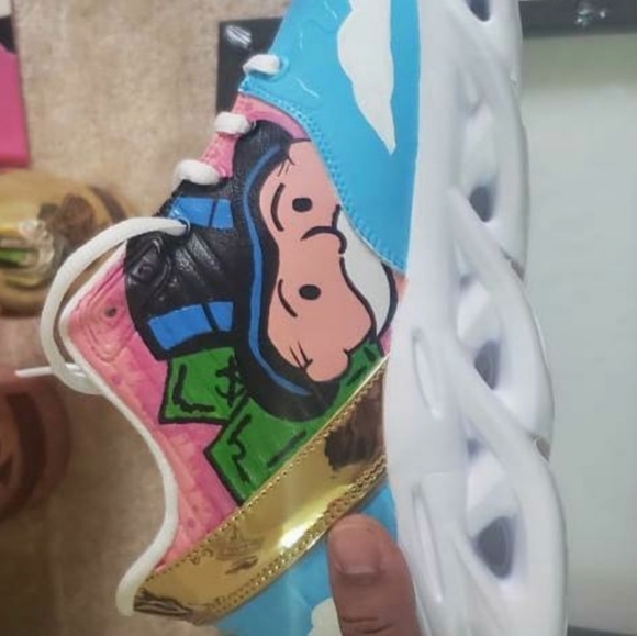 Custom 1 of 1 shoes by Andrew Lea and UB Reese - Picture 4 of 7